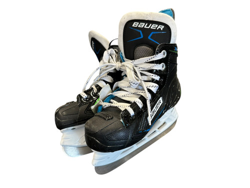 Vist Large View of Product Image Which is Used Bauer X-LP Youth Hockey Skate Youth 12.0