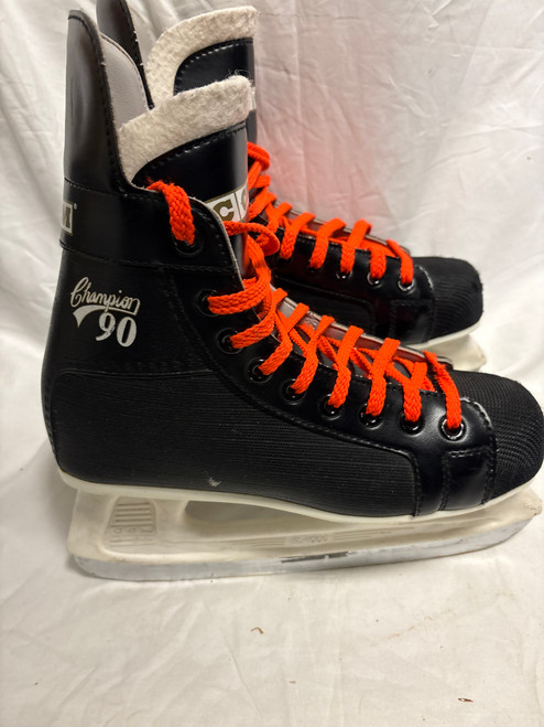 Vist Large View of Product Image Which is Used CCM CHAMPION 90 Junior Hockey Skate Junior 05