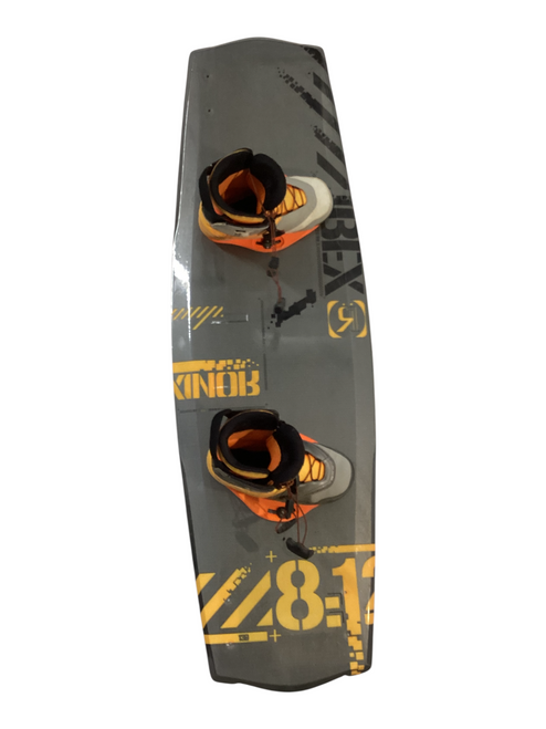 Vist Large View of Product Image Which is Used RONIX Wakeboard Grey 139 cm