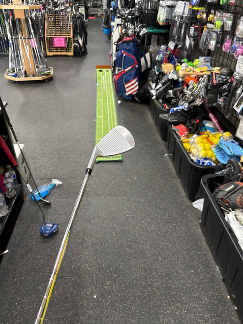 Vist Large View of Product Image Which is Used Mizuno JPX 825 PRO Golf Wedge Mens RH Gap/Approach Wedge