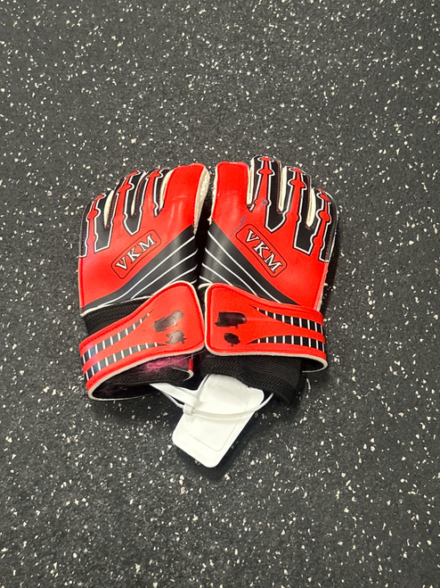 Vist Large View of Product Image Which is Used VKM Soccer Goalie Gloves Red 4