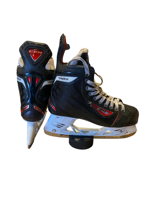Vist Large View of Product Image Which is Used CCM RBZ Intermediate Hockey Skate Intermediate 5.5