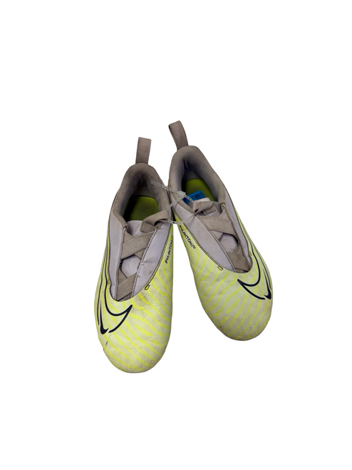 Vist Large View of Product Image Which is Used Nike PHANTOM GX DD9549-705 Soccer Cleats White Junior 02