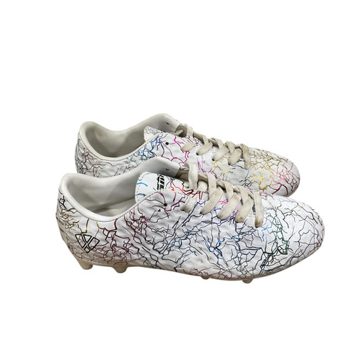 Vist Large View of Product Image Which is Used Vizari Soccer Cleats White Junior 03.5