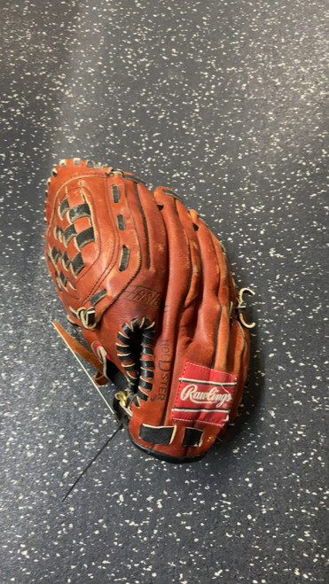 Vist Large View of Product Image Which is Used Rawlings THE MARK OF A PRO BB/SB Glove LH Throw Red 11"