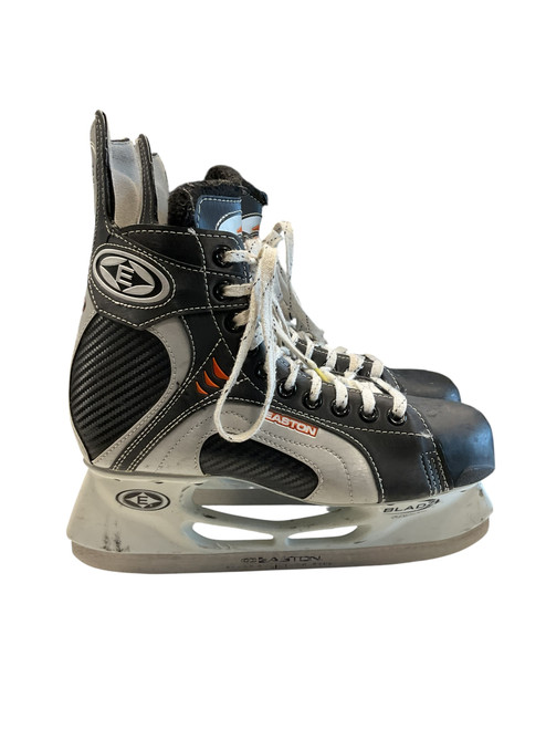Vist Large View of Product Image Which is Used Easton SYNERGY 200 SZ 7 Senior Hockey Skate Senior 7