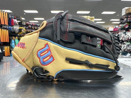 Vist Large View of Product Image Which is New WILSON A450 GLOVE-11"