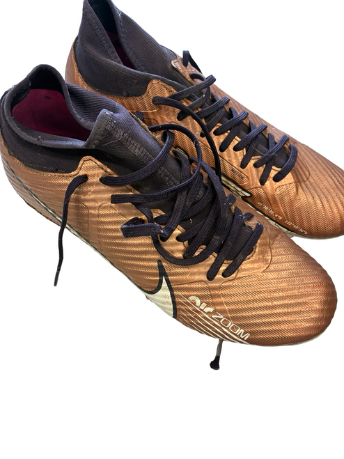 Vist Large View of Product Image Which is Used Nike Soccer Cleats Brown Senior 8
