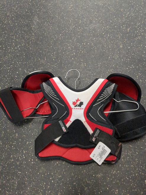 Vist Large View of Product Image Which is Used Bauer TEAM CANADA SP Youth Shoulder Pads SM