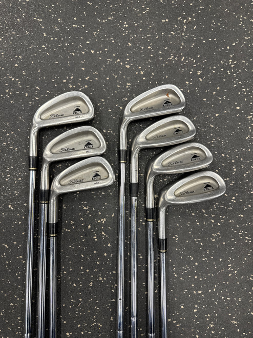Vist Large View of Product Image Which is Used Titleist DCI 962 Mens Iron Set LH 4I-PW