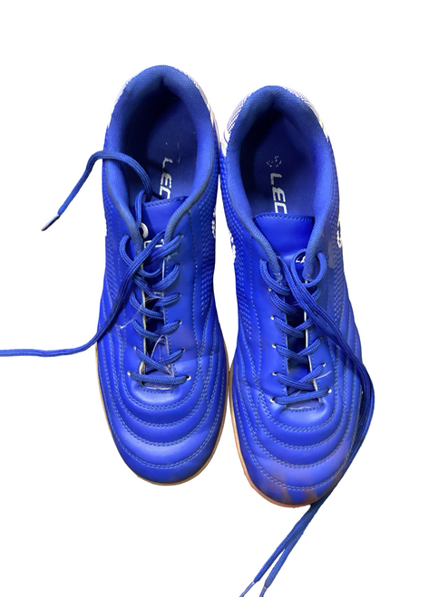 Vist Large View of Product Image Which is Used Leoci Soccer Indoor Shoes Royal Blue Senior 9.5