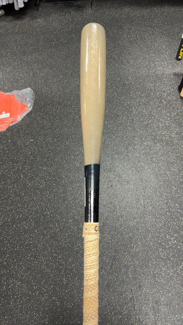 Vist Large View of Product Image Which is Used Victus TATIS JR BB/SB Wood Bat 29"