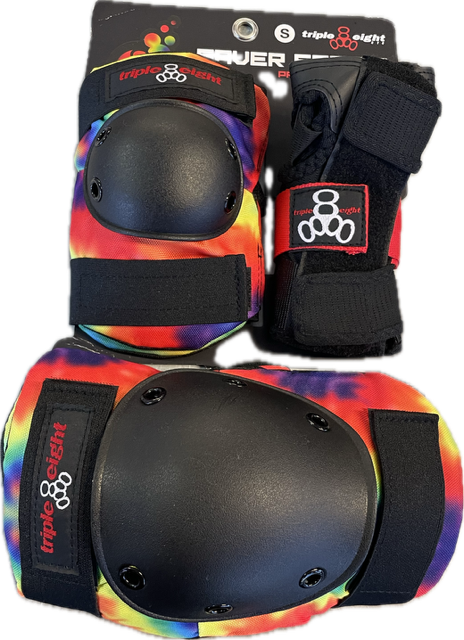 Vist Large View of Product Image Which is Used Triple Eight Inline Protective Set Black SM