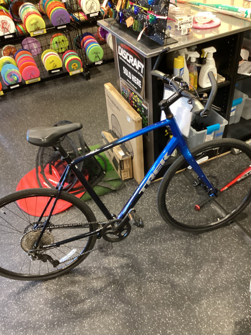 Vist Large View of Product Image Which is Used Trek FX 3 Hybrid/City Bike Mens Royal Blue 59-60cm - XL Frame
