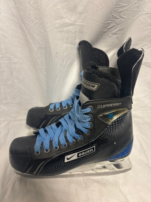 Vist Large View of Product Image Which is Used Bauer SUPREME ONE35 Senior Hockey Skate Senior 7.5