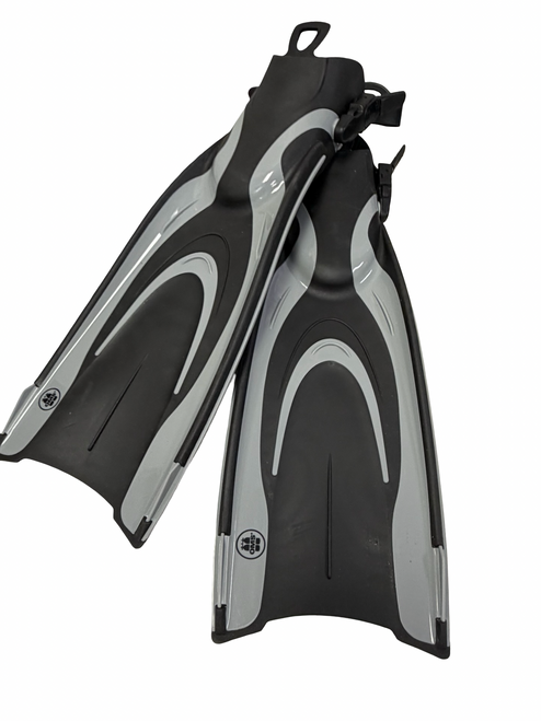 Vist Large View of Product Image Which is Used OMS ReefStream Scuba Dive Fins Black MD Size 7-10
