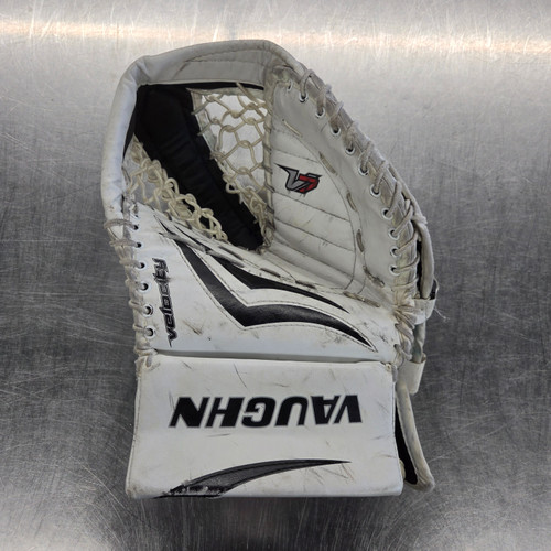 Vist Large View of Product Image Which is Used Vaughn VELOCITY V7 XR JR CATCH Junior Goalie Catcher White And Black