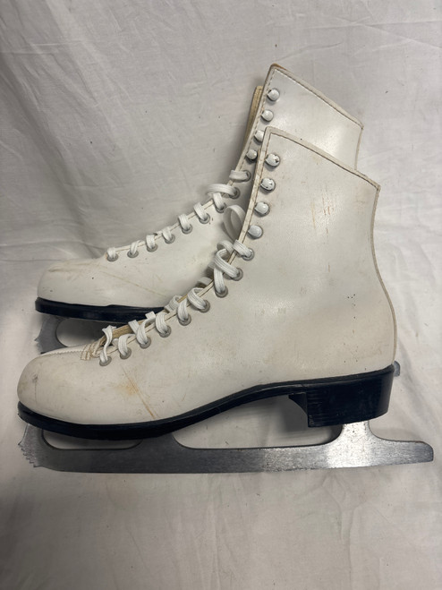 Vist Large View of Product Image Which is Used Lange CLASSIC WomensFigure Skate White Senior 9