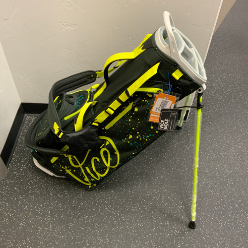 Vist Large View of Product Image Which is New VICE AERO STAND BAG GRAY