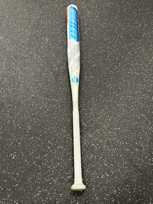 Vist Large View of Product Image Which is Used Easton NIW TANTRUM ESU5TGC1L 26OZ BB/SB Slowpitch Bat 34"