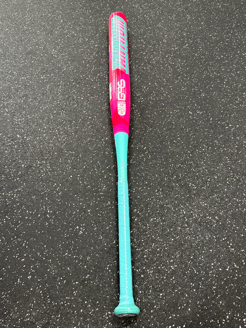 Vist Large View of Product Image Which is Used Easton NIW TANTRUM ESU6TMNTL 27OZ BB/SB Slowpitch Bat 34"