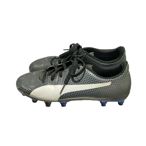Vist Large View of Product Image Which is Used Puma Soccer Cleats Grey Junior 04