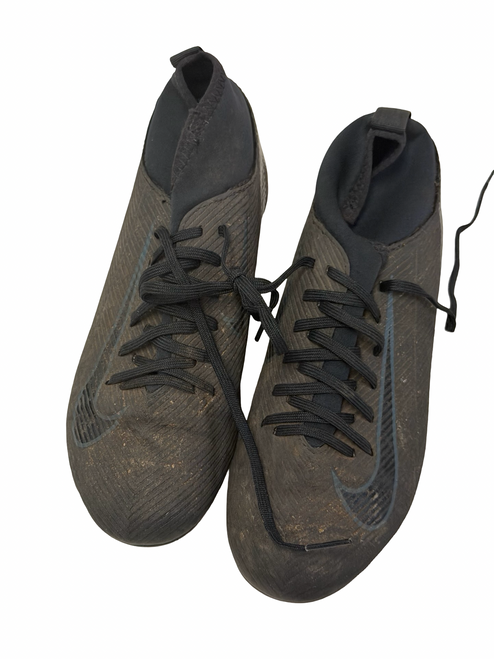 Vist Large View of Product Image Which is Used Nike MERCURIAL SUPERFLY 10 CLUB FG FQ8318-002 Soccer Cleats Black Junior 03.5