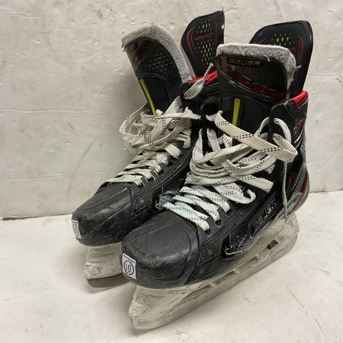 Vist Large View of Product Image Which is Used Bauer VAPOR 2XPRO Senior Hockey Skate Senior 10