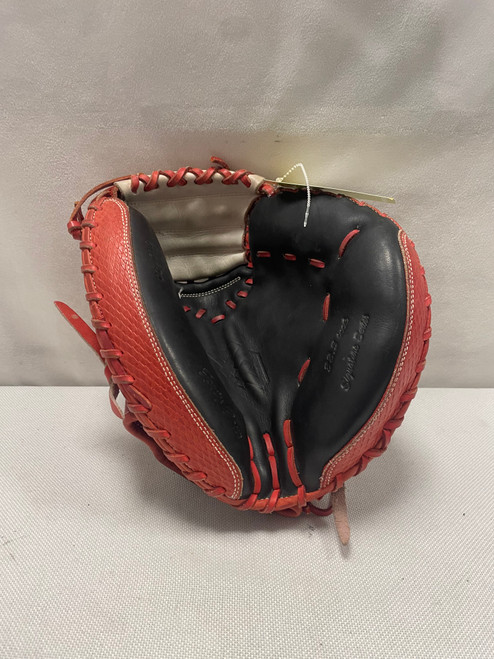Vist Large View of Product Image Which is Used 44 PRO 44 PRO CATHERS GLOVE BB/SB Catchers RH Throw Red 32 1/2"