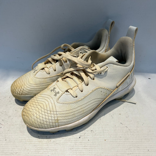 Vist Large View of Product Image Which is Used Under Armour BH TURF BB/SB Cleats White Junior 03.5