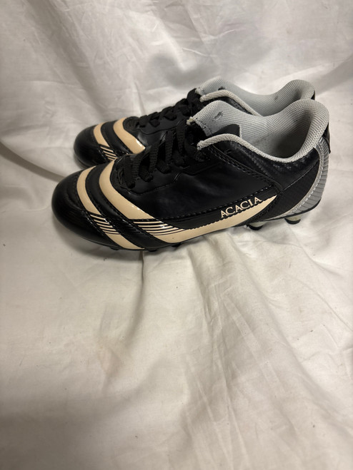 Vist Large View of Product Image Which is Used Acacia Soccer Cleats Black Junior 01