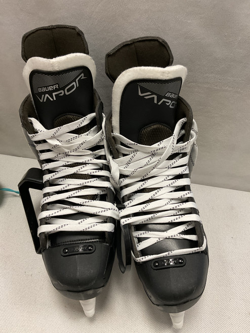Vist Large View of Product Image Which is Used Bauer VAPOR VOLT Senior Hockey Skate Senior 10