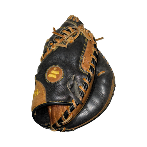 Vist Large View of Product Image Which is Used Worth PRODIGY BB/SB Catchers RH Throw Brown And Black 31"