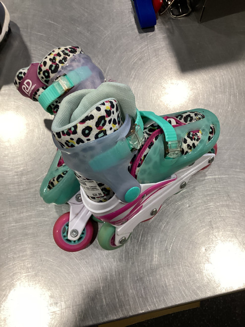 Vist Large View of Product Image Which is Used RollerDerby GIRLS ROLLERBLADE Junior Rec Fitness Skates Green Adjustable
