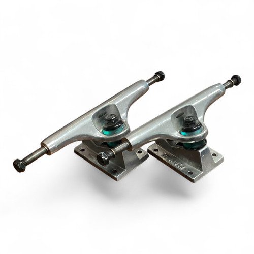 Vist Large View of Product Image Which is THUNDER TRUCKS 8 1/2"