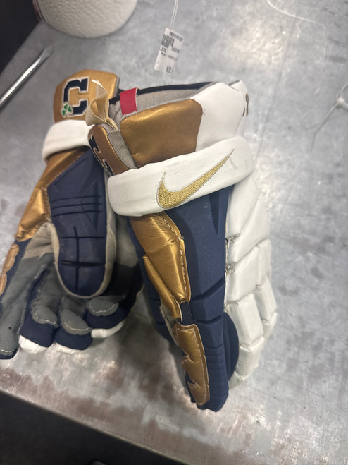 Vist Large View of Product Image Which is Used Nike VAPOR ELITE Lacrosse Gloves Mens White LG