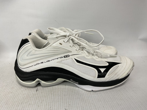 Vist Large View of Product Image Which is Used Mizuno VB Shoes Adult Black And White Senior 8