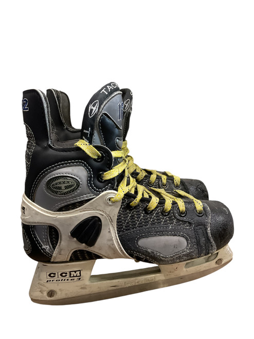Vist Large View of Product Image Which is Used CCM TACKS 1152 Junior Hockey Skate Junior 04.5