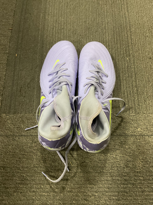 Vist Large View of Product Image Which is Used Nike Soccer Cleats Purple Senior 8