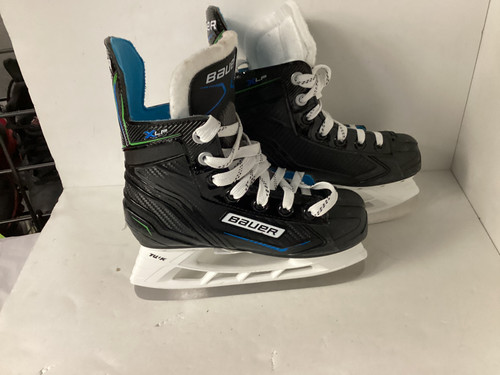 Vist Large View of Product Image Which is Used Bauer XLP Youth Hockey Skate Youth 13.0
