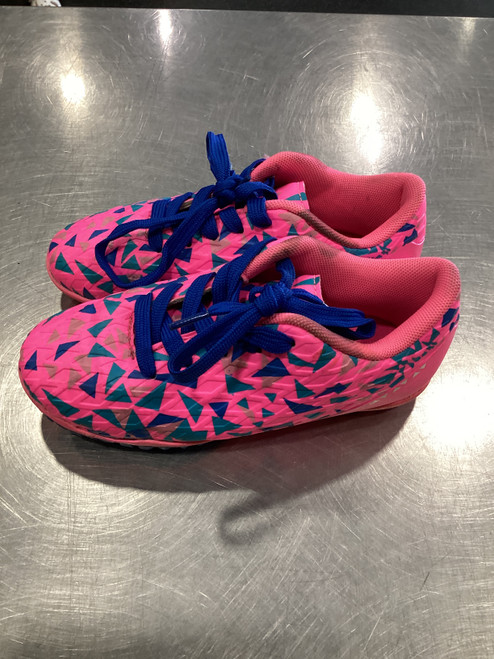 Vist Large View of Product Image Which is Used Dream Pairs Soccer Turf Shoes Pink Youth 13.5