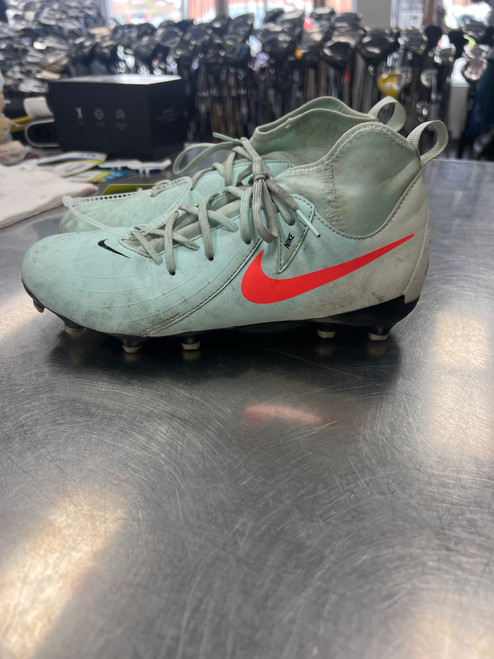Vist Large View of Product Image Which is Used Nike PHANTOM LUNA Soccer Cleats White Junior 05.5
