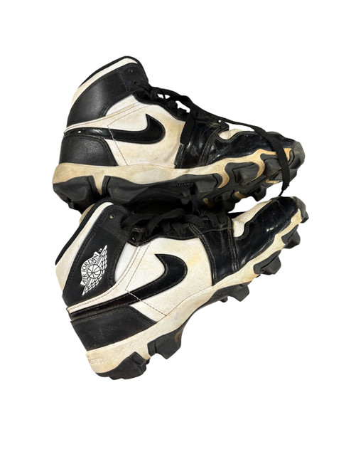 Vist Large View of Product Image Which is Used Nike JORDAN 1 BB/SB Cleats White Junior 04