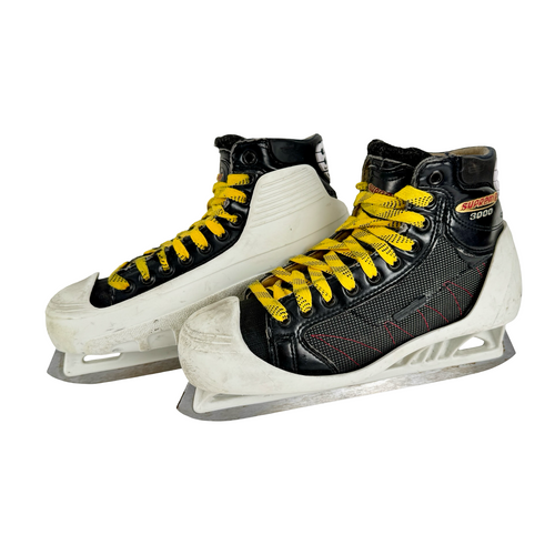 Vist Large View of Product Image Which is Used Bauer SUPREME 3000 Senior Goalie Skate Senior 7.5D