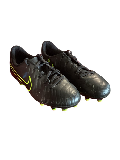 Vist Large View of Product Image Which is Used Nike Soccer Cleats Black Junior 04