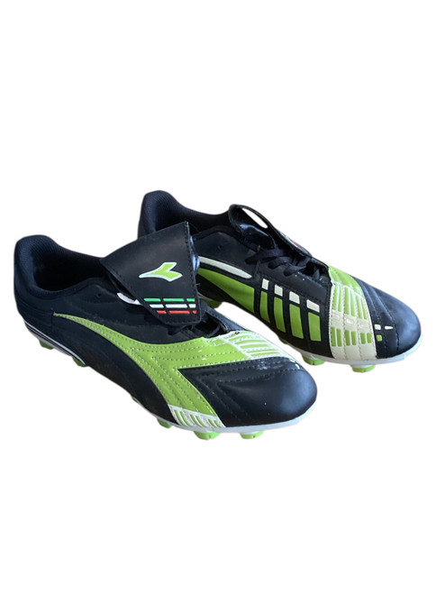 Vist Large View of Product Image Which is Used Diadora Soccer Cleats None Senior 9.5