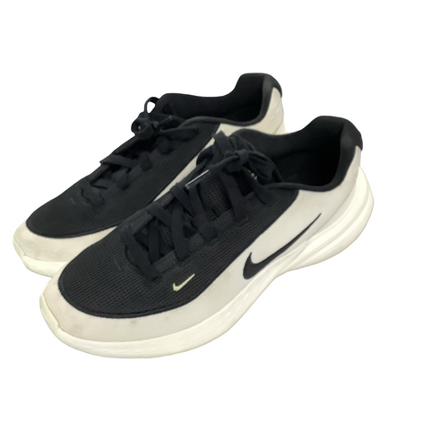 Vist Large View of Product Image Which is Used Nike Running/X-Train Shoes M