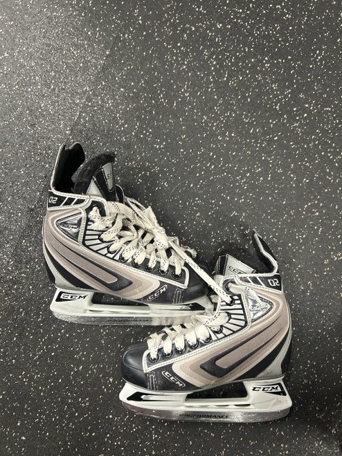 Vist Large View of Product Image Which is Used CCM 02 SKATES Junior Hockey Skate Junior 01