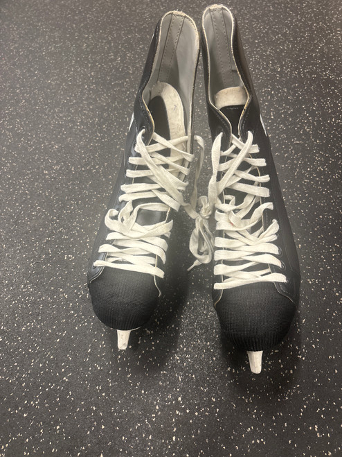 Vist Large View of Product Image Which is Used CCM CHAMPION 90 Senior Hockey Skate Senior 11