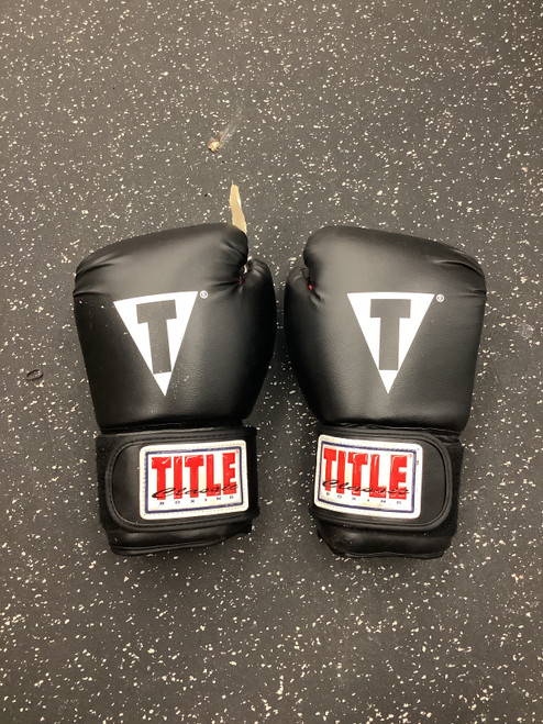 Vist Large View of Product Image Which is Used Title Boxing Gloves Black Senior